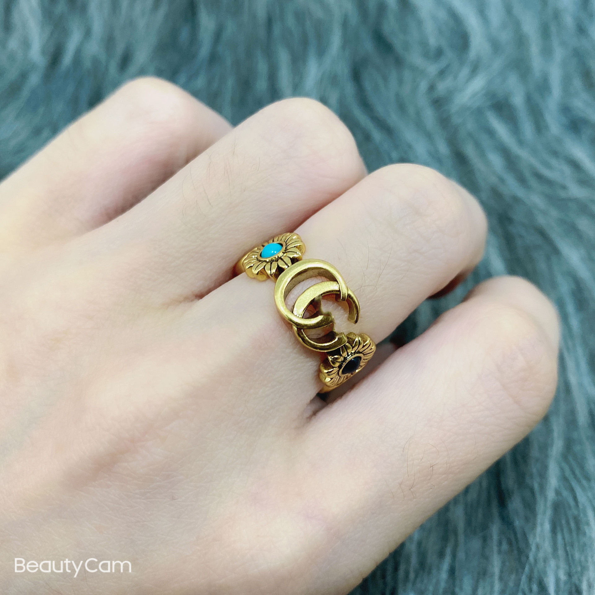 Gujia Best-Selling New Type Pairs of G Vintage Ring Internet Hot Star with the Same Type Couple Couple Rings Simple and Elegant Butterfly Ring