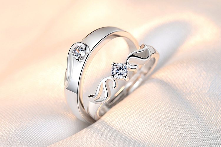 Couple Ring Pair Men and Women Simple Fashion Temperament Korean Style Crown Zircon Couple Rings Opening Wedding Simulation Diamond Ring