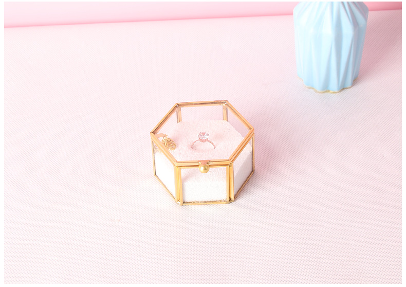Ring Box Transparent Mini Six-Sided Ring Box Copper Bar Glass Jewelry Storage Box Wedding Hand Holding Couple Rings Box