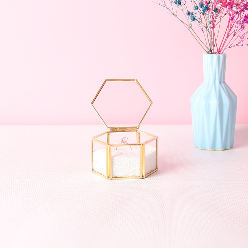 Ring Box Transparent Mini Six-Sided Ring Box Copper Bar Glass Jewelry Storage Box Wedding Hand Holding Couple Rings Box
