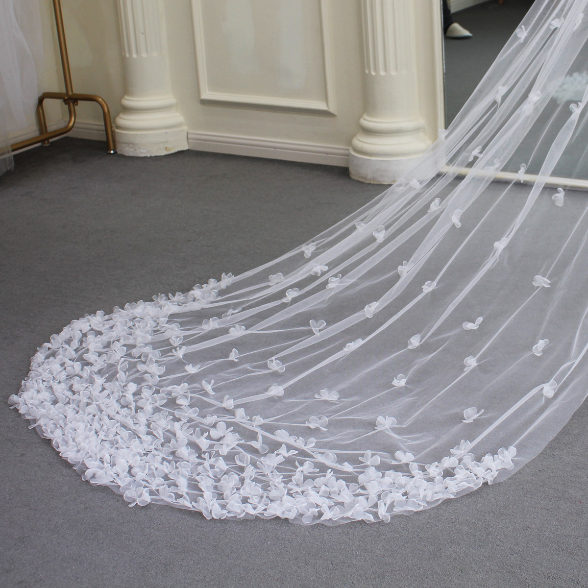 V661 Mori Style Sweet Handmade Flower Trailing Bridal Veil White Simple Super Fairy Wedding Trip Shoot Headdress
