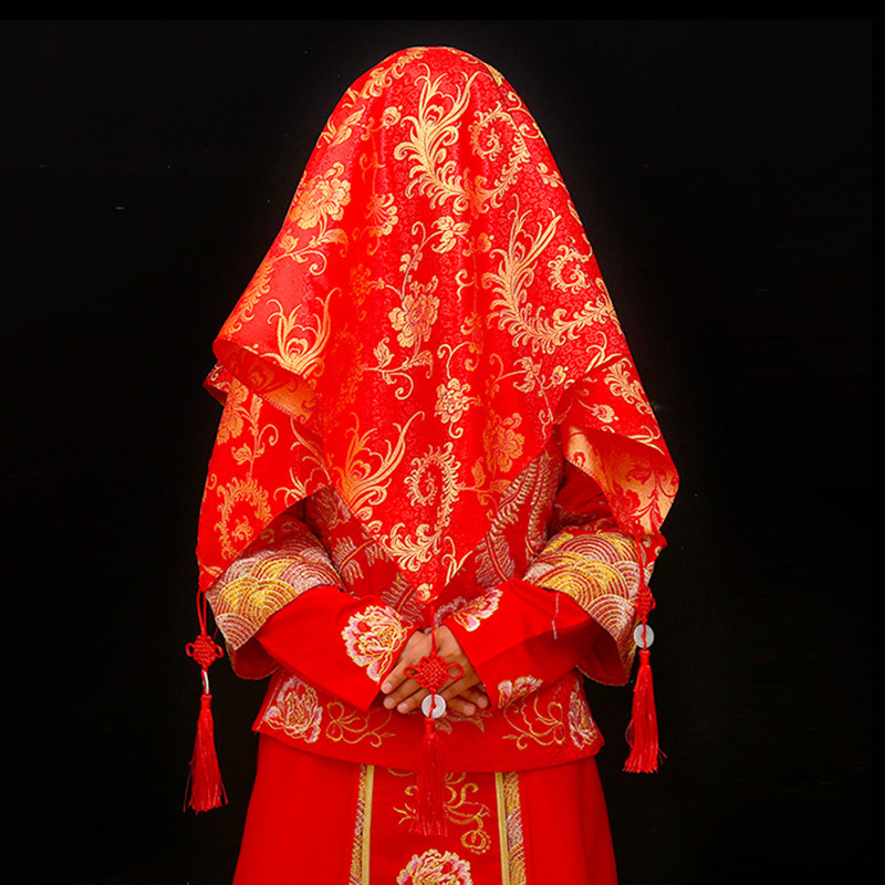 Red Veil Bride Chinese Embroidery Wedding Supplies Collection Double Rounds Tassel Xiuhe Clothing Veil Wedding Props