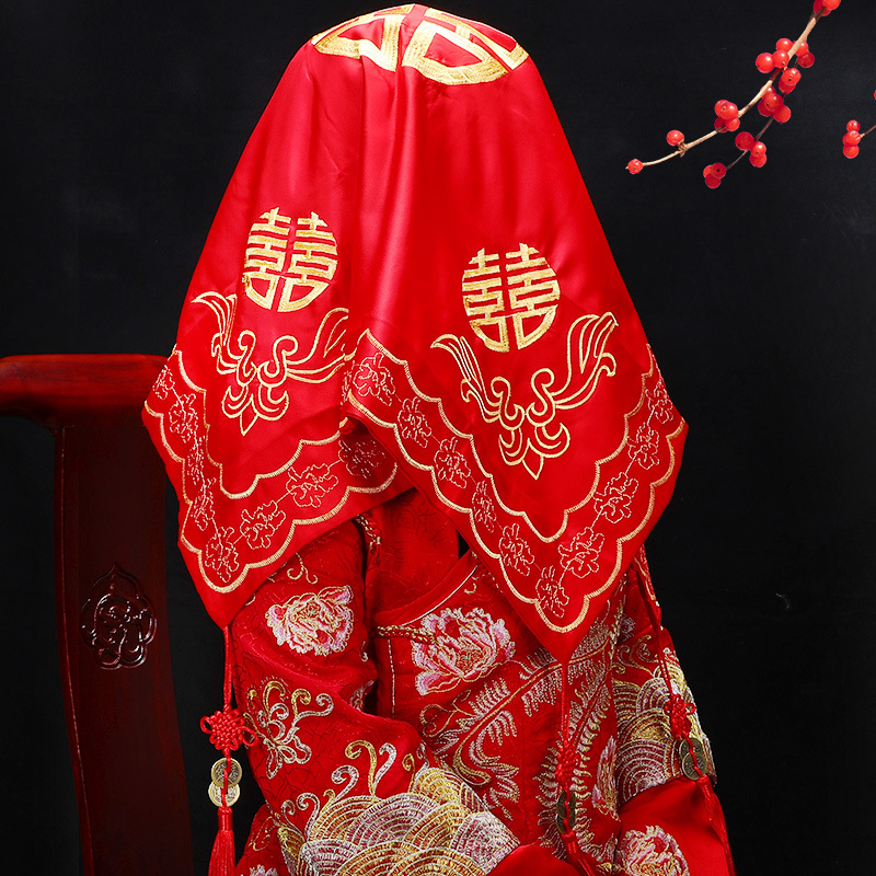 Red Veil Bride Chinese Embroidery Wedding Supplies Collection Double Rounds Tassel Xiuhe Clothing Veil Wedding Props