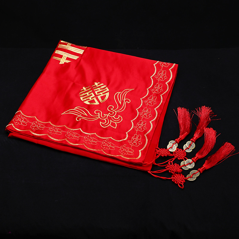 Red Veil Bride Chinese Embroidery Wedding Supplies Collection Double Rounds Tassel Xiuhe Clothing Veil Wedding Props