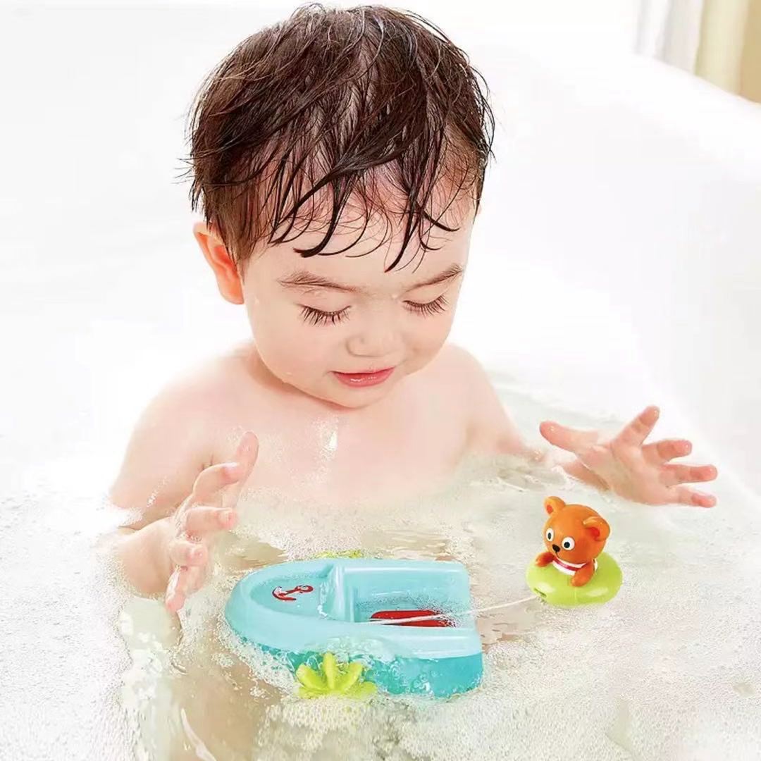 [Officially Authorized] German Hape Teddy Bear Water Skiing Warrior Boat Bath Toy One Piece Dropshipping