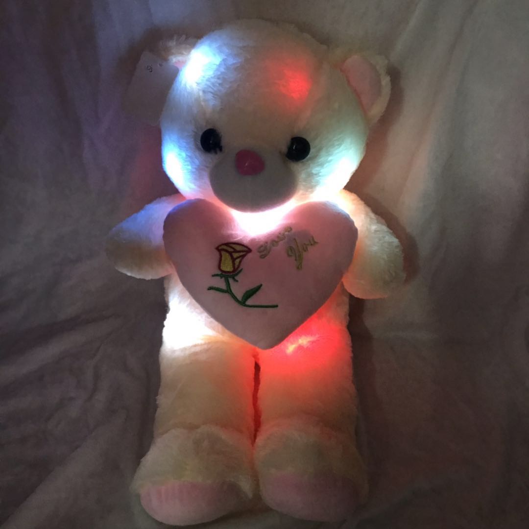 A birthday gift for A glowing teddy bear doll A birthday gift for A glowing teddy bear doll
