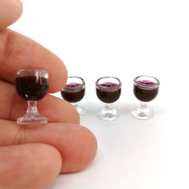 Dollhouse Red Wine Wine Glass Model [Mini Champagne Glass] Soldier Accessories