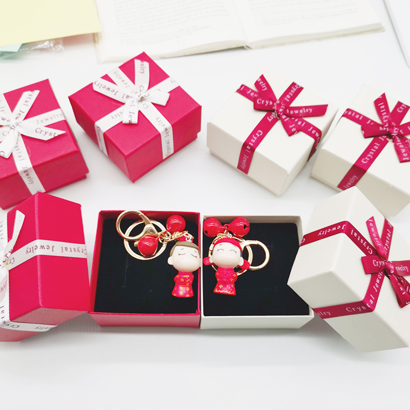 Original Gift Box Wedding Gifts Pendant Creative Pair of Bridegroom and Bride High-End Couple Keychain with Bell Original Gift Box Wedding Gifts Pendant Creative Pair of Bridegroom and Bride High-End Couple Keychain with Bell