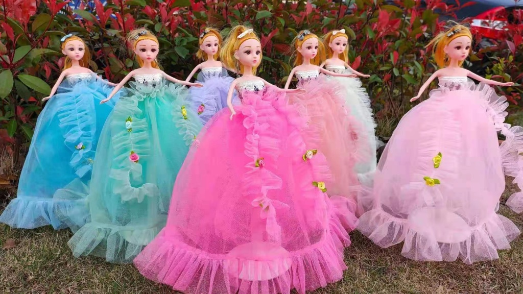 New 40cm Ddung Barbie Wedding Doll Keychain Big Lace Doll Pendant Children's Toy New 40cm Ddung Barbie Wedding Doll Keychain Big Lace Doll Pendant Children's Toy