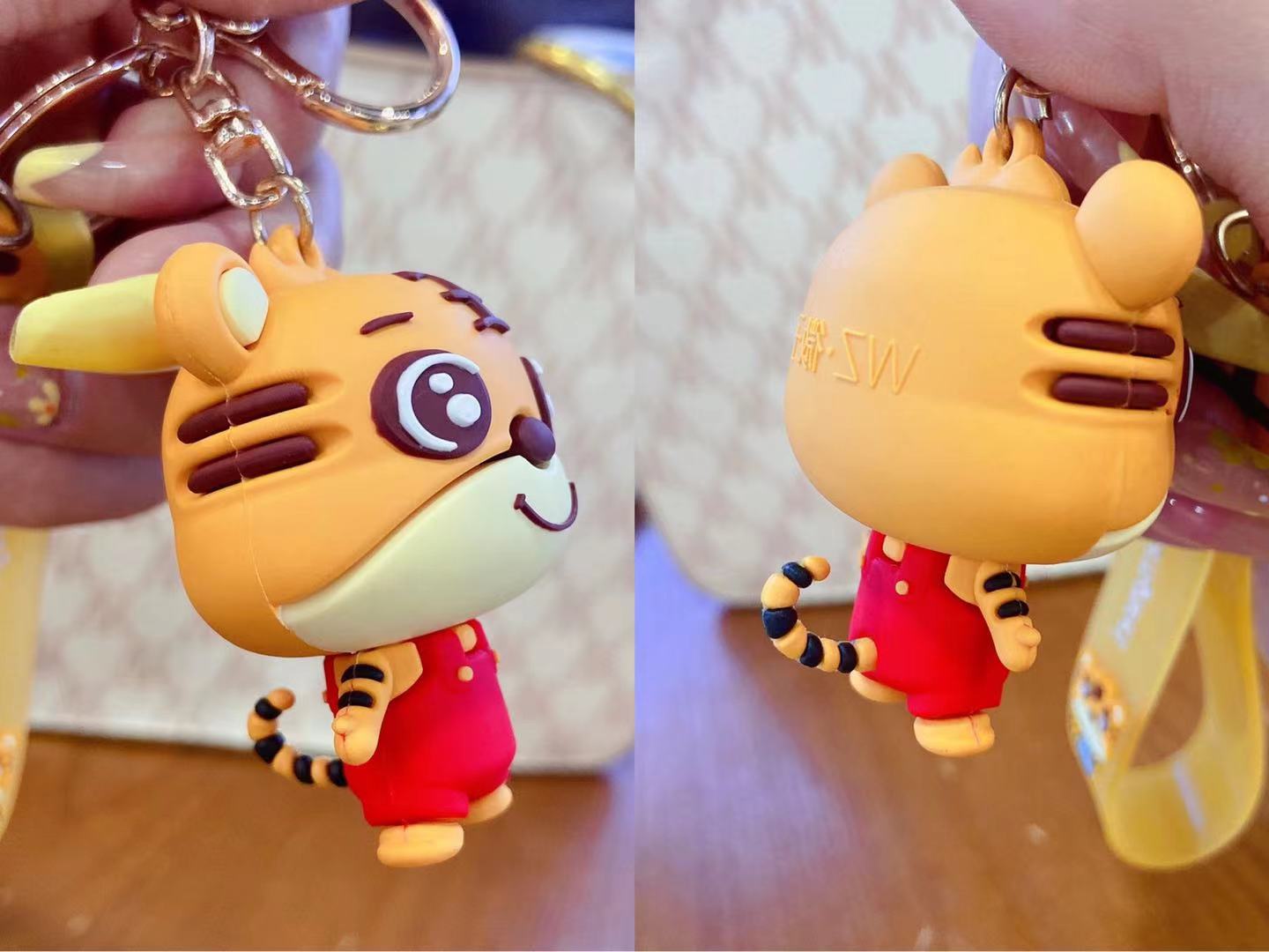 Wedding Keychain Tiger Zodiac New Cartoon Tiger Keychain Car Shape School Bag Key Pendants New Year Gift
