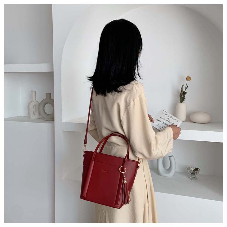 Large Capacity Red Bridal Bag Women's Bag 2020 New Fashion Handbag wedding Bag Large Capacity Red Bridal Bag Women's Bag 2020 New Fashion Handbag wedding Bag