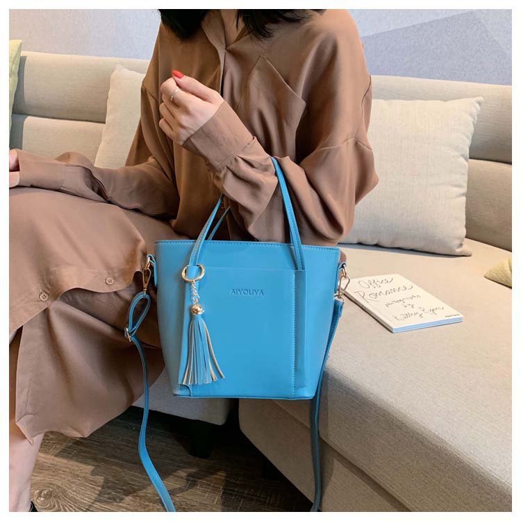 Large Capacity Red Bridal Bag Women's Bag 2020 New Fashion Handbag wedding Bag Large Capacity Red Bridal Bag Women's Bag 2020 New Fashion Handbag wedding Bag