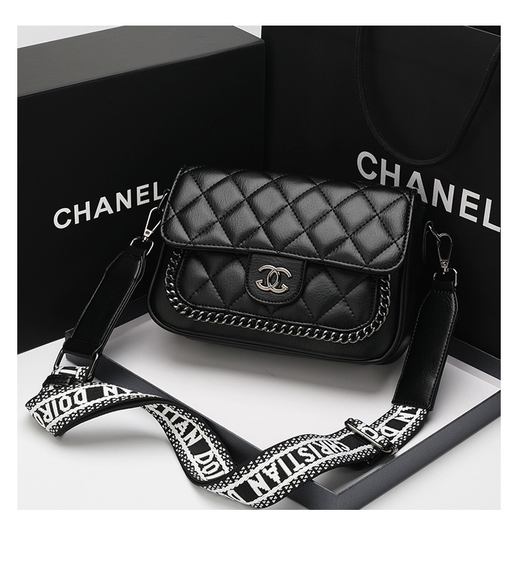 Women's Bag 2021 New Fashion Trending Small Bag Texture Crossbody Soft Leather Small wedding Bag Women's Bag 2021 New Fashion Trending Small Bag Texture Crossbody Soft Leather Small wedding Bag