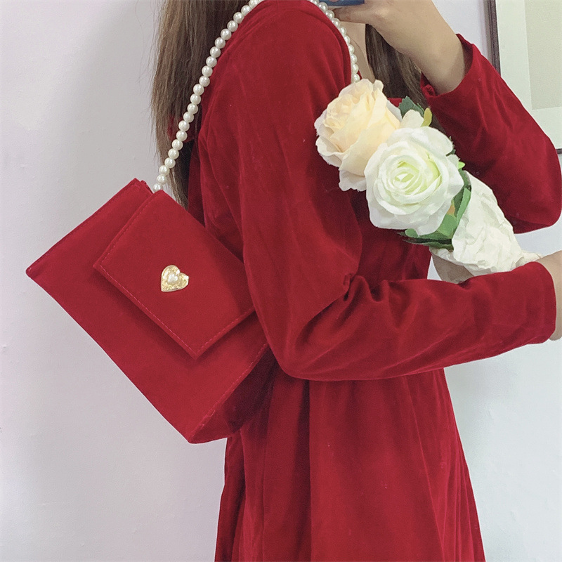 2021 New Velvet Red Wedding Bag Female Bride Elegant Suede Wedding All-Matching wedding Bag