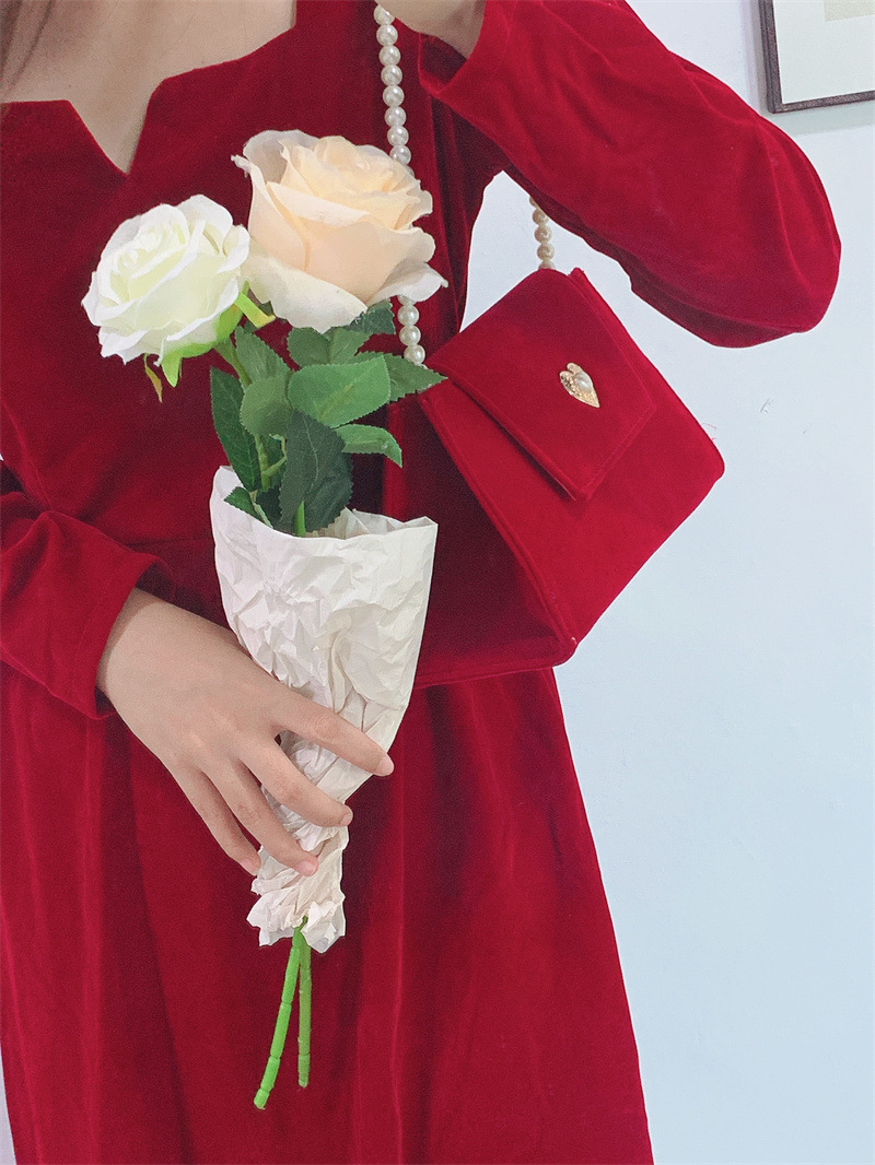 2021 New Velvet Red Wedding Bag Female Bride Elegant Suede Wedding All-Matching wedding Bag