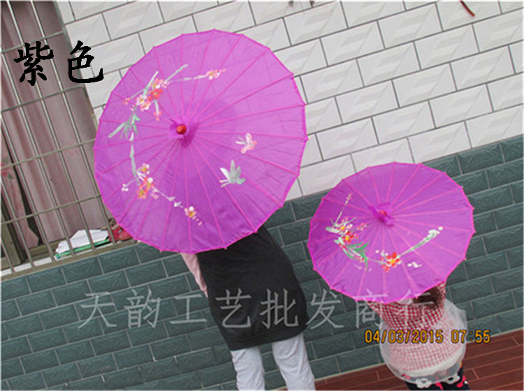 Tianyun Craft Umbrella Wholesale Photography Wedding Props Ceiling Decoration Dancing Handmade Umbrella Classical Silk Cloth Dance Umbrella