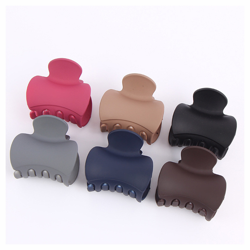 South Korea&#039;s new simple grab ladies bath tray hair plastic clip adult hair clip hair accessories manufacturers direct