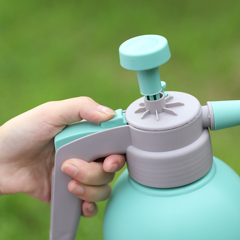 Plastic sprayer Special Pneumatic Watering Watering Pot High Pressure Gardening Sprinkling Can Pressure Sprayer