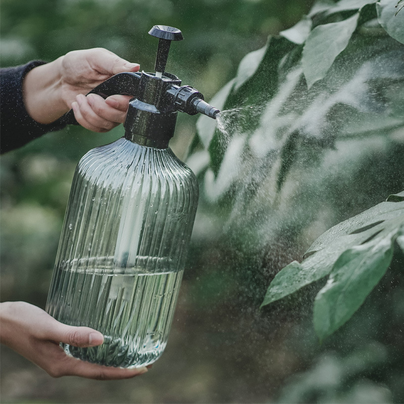 Watering Sprinkling Can Pneumatic Sprinkling Can High Pressure 2L Large Capacity Extra Large Plastic sprayer