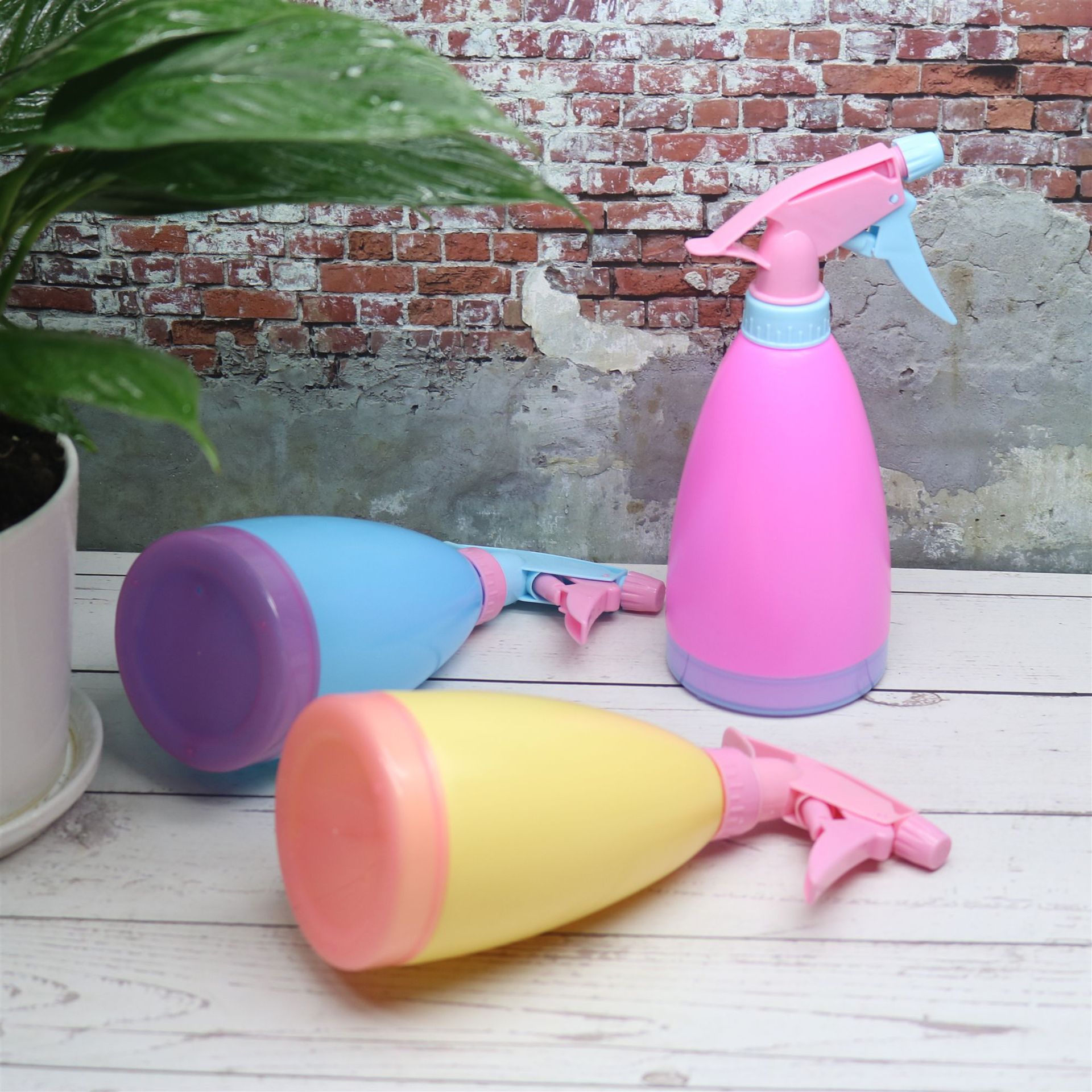 Sprinkling Can Sprinkling Can Garden Plastic Watering Can Watering Can Small Spray Bottle Sprinkling Can Sprayer Batch
