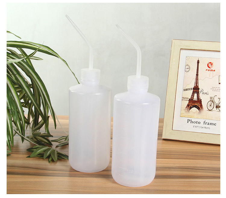 Whole Portable Hand Pressure Plastic Watering Sprayer Balcony Home Plant Watering Pot Removable Gardening Sprinkling Can
