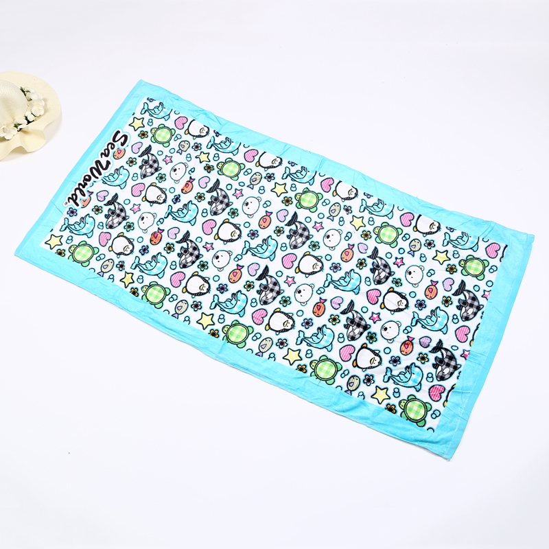 Strong absorbent sunscreen travel outdoor aircraft blanket beach mat.
