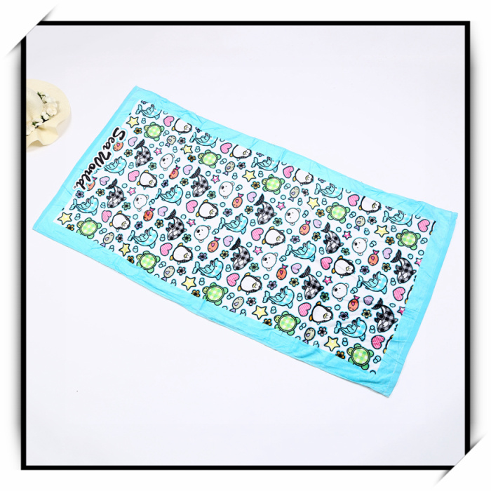 Strong absorbent sunscreen travel outdoor aircraft blanket beach mat.