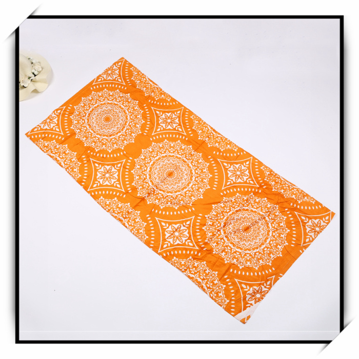 Strong absorbent sunscreen travel outdoor aircraft blanket beach mat.
