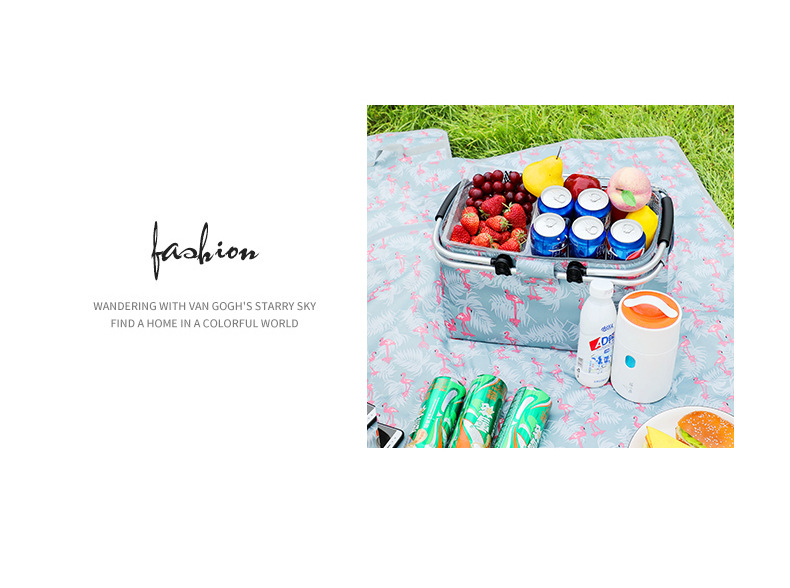 Hot Sale Outdoor Picnic Mat Folding Moisture Proof Pad Camping Picnic Blanket Beach Travel Beach Mat Source Factory