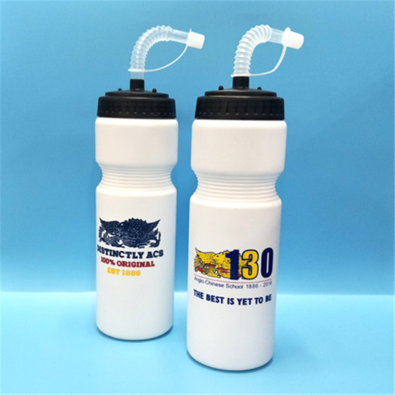 Factory direct outdoor roving driving one hand operation plastic cup sports cup wholesale custom