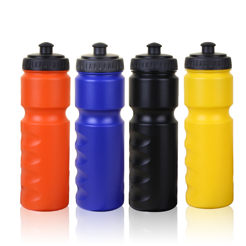 Factory direct outdoor roving driving one hand operation plastic cup sports cup wholesale custom
