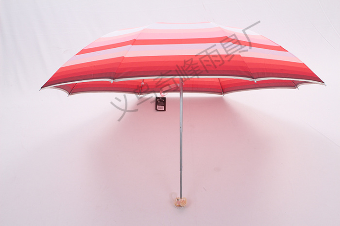 Umbrella Umbrella with a 3 - fold 8 p - 3620 - striped canopy gradient and 4 - segment 3 - fold Umbrella
