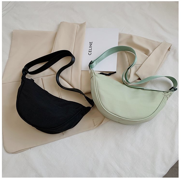 2021 Spring New Fashion Waist Bag Sports Bag Large Capacity Waterproof Bag Men and Women Simple Bag