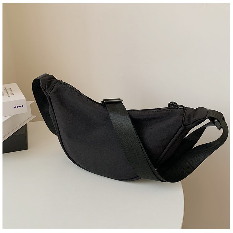 2021 Spring New Fashion Waist Bag Sports Bag Large Capacity Waterproof Bag Men and Women Simple Bag