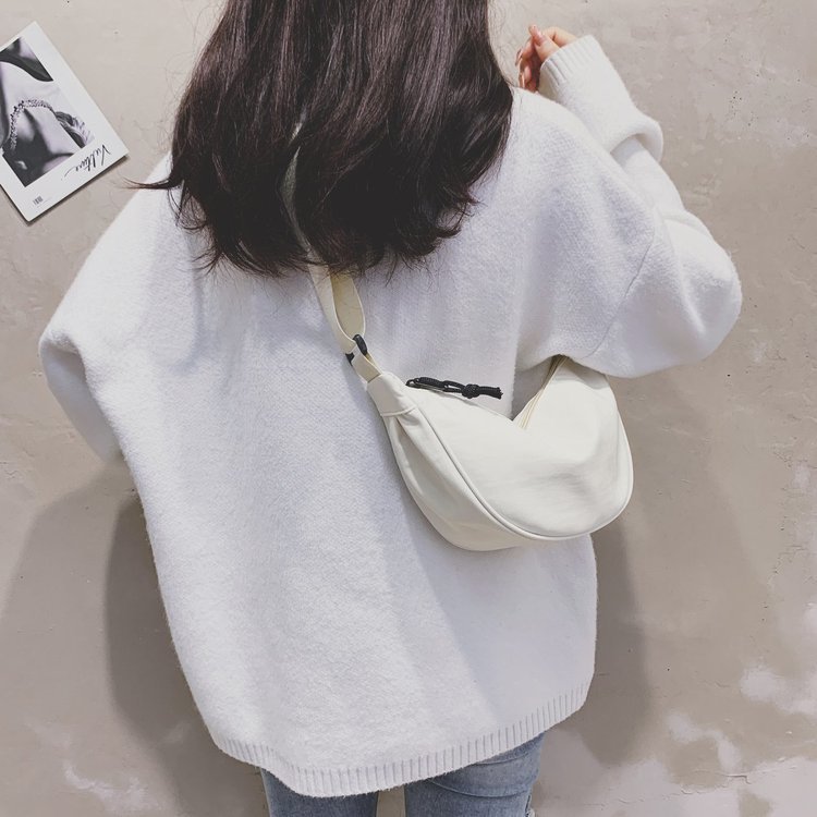 2021 Spring New Fashion Waist Bag Sports Bag Large Capacity Waterproof Bag Men and Women Simple Bag