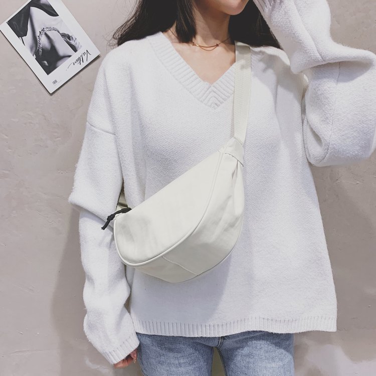 2021 Spring New Fashion Waist Bag Sports Bag Large Capacity Waterproof Bag Men and Women Simple Bag
