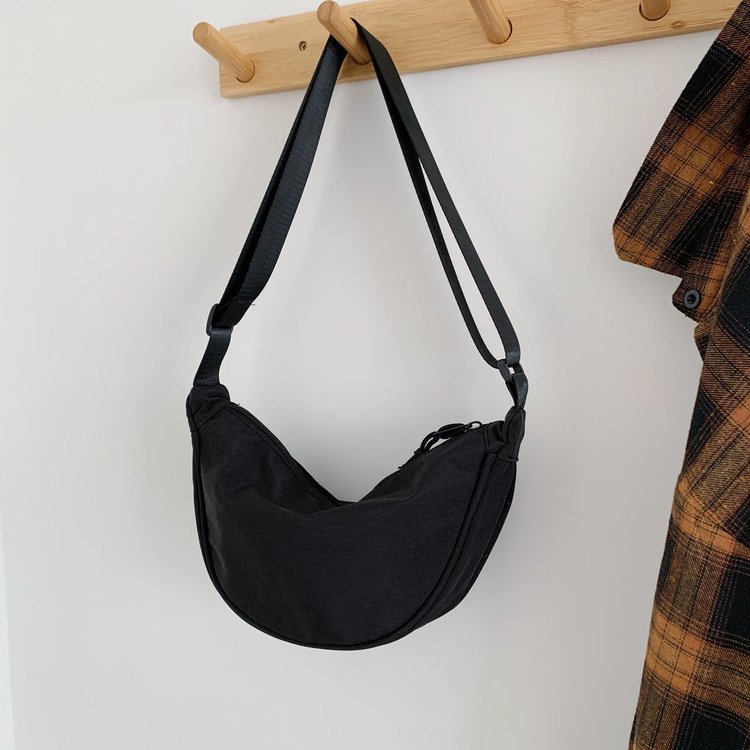 2021 Spring New Fashion Waist Bag Sports Bag Large Capacity Waterproof Bag Men and Women Simple Bag