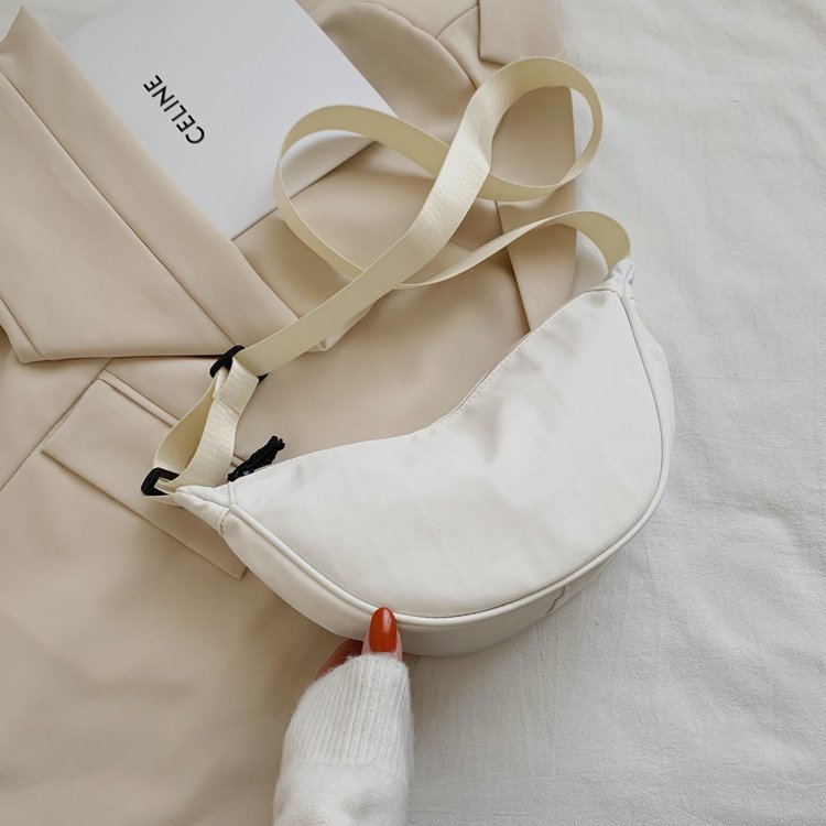 2021 Spring New Fashion Waist Bag Sports Bag Large Capacity Waterproof Bag Men and Women Simple Bag