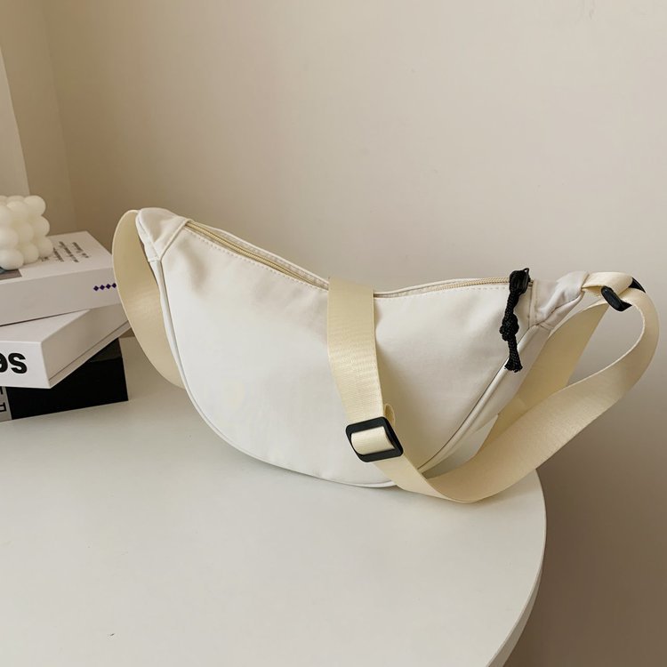 2021 Spring New Fashion Waist Bag Sports Bag Large Capacity Waterproof Bag Men and Women Simple Bag