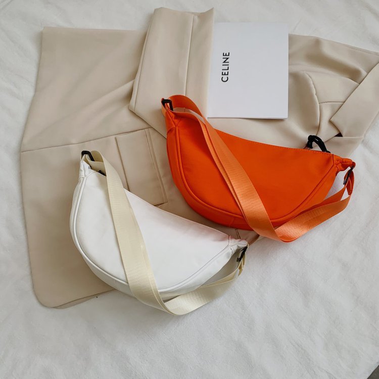 2021 Spring New Fashion Waist Bag Sports Bag Large Capacity Waterproof Bag Men and Women Simple Bag