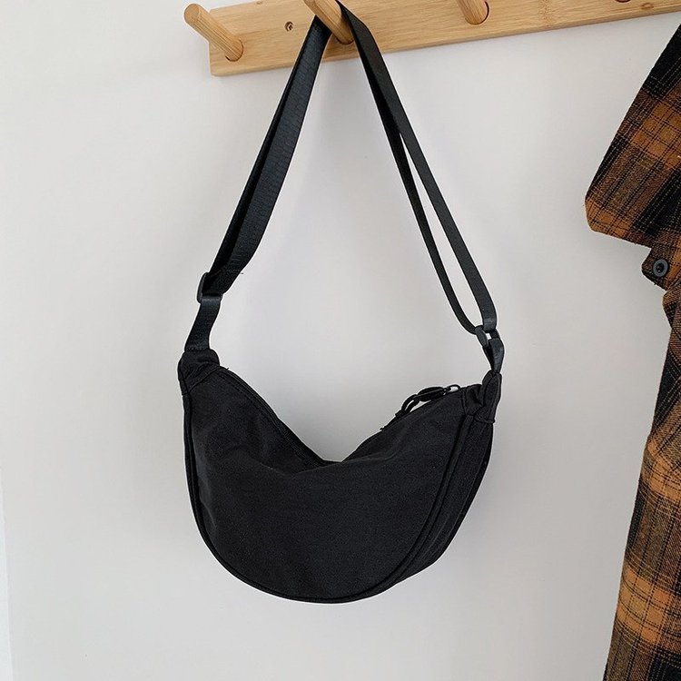 2021 Spring New Fashion Waist Bag Sports Bag Large Capacity Waterproof Bag Men and Women Simple Bag