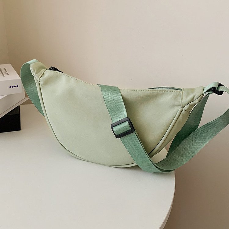 2021 Spring New Fashion Waist Bag Sports Bag Large Capacity Waterproof Bag Men and Women Simple Bag