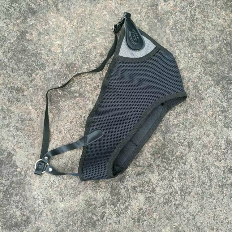 A bow and arrow shooting and archery gear universal composite recurve bow hall supplies protection appliance protector A bow and arrow shooting and archery gear universal composite recurve bow hall supplies protection appliance protector