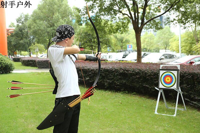 Traditional bow anti - bow shooting archery movement adult bow and arrow suit area entertainment epoxy glass slab arch Traditional bow anti - bow shooting archery movement adult bow and arrow suit area entertainment epoxy glass slab arch