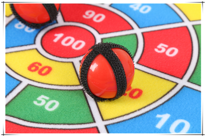 Oversized children 's fitness and entertainment, darts safety toy sticky ball dart target Oversized children 's fitness and entertainment, darts safety toy sticky ball dart target