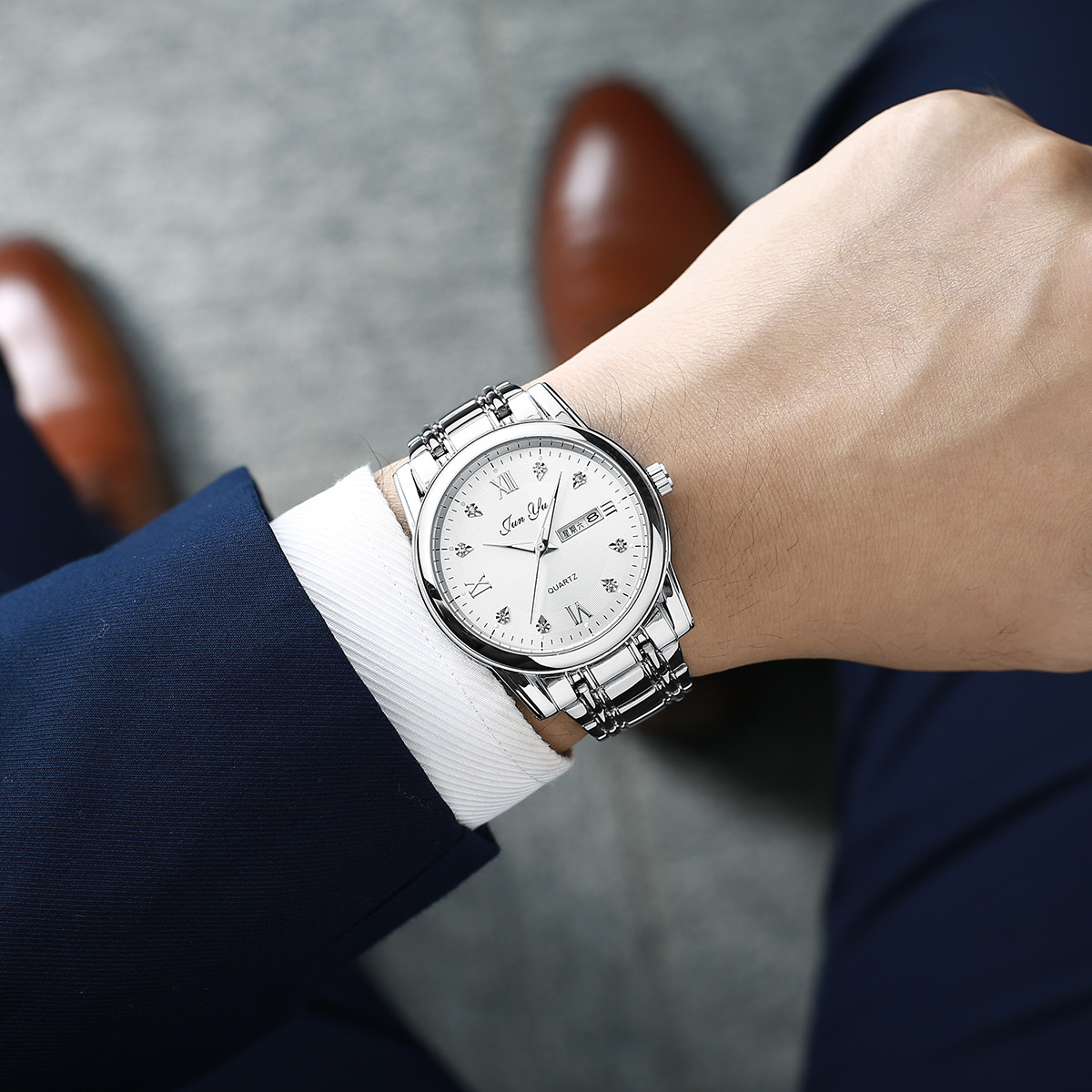 Automatic Movement NonMechanical Men&#039;s Watch Double Calendar Luminous Waterproof Business Steel Wrist Quartz Watch