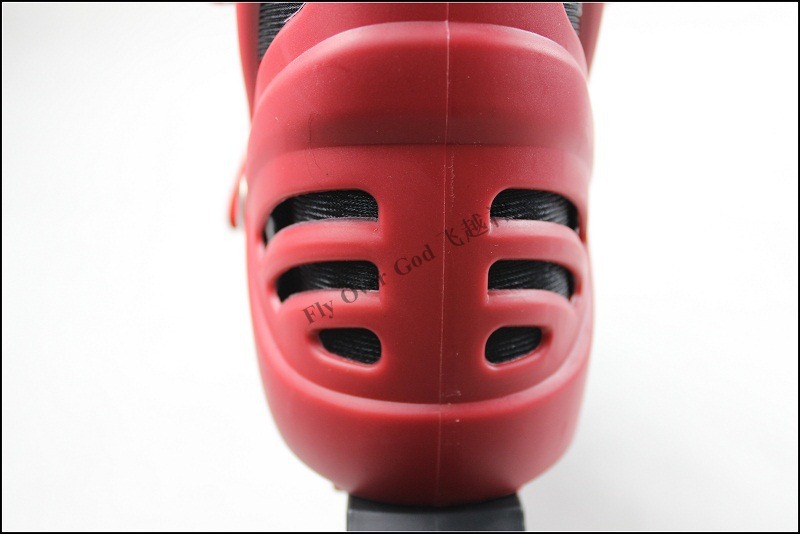 Flying over the God of the ice skates wholesale children's skates, skates, skates, roller skates Flying over the God of the ice skates wholesale children's skates, skates, skates, roller skates
