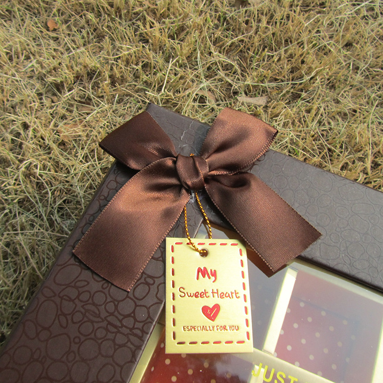 Beautiful UV light grain 25 cases of chocolate box open window bronzing ferrero box