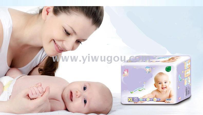 Ultra thin breathable diapers