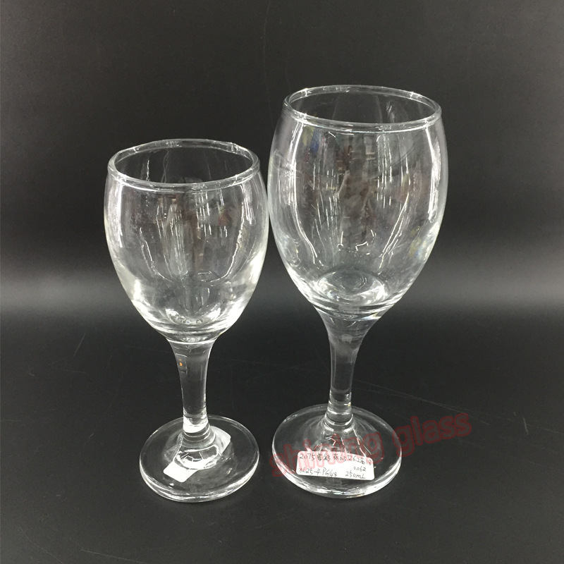 High white material glass red wine goblet Wine transparent glass cup High white material glass red wine goblet Wine transparent glass cup